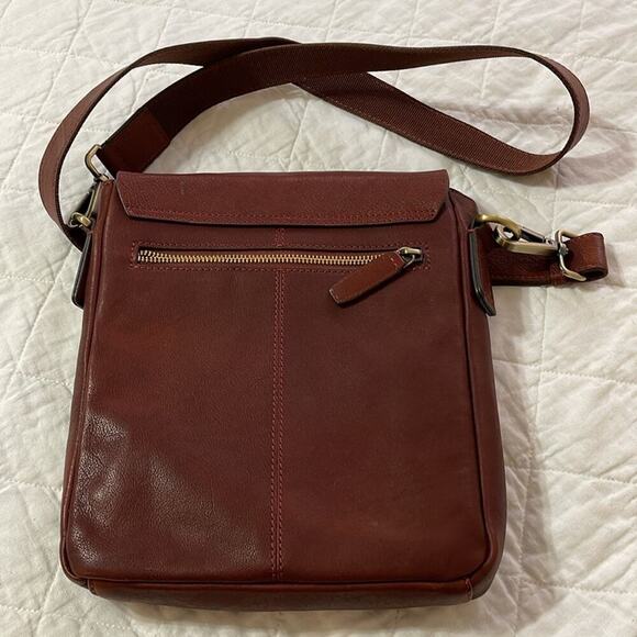 Burgundy Double Buckle Leather Crossbody Bag - Picture 2 of 3